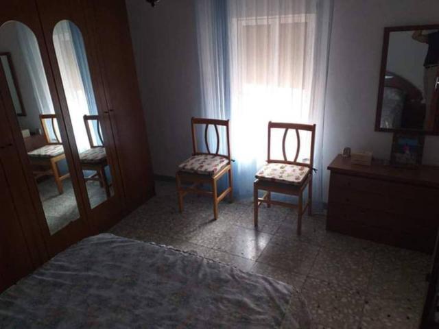 CASA CON ALMACEN EN LA ENCARNACION CARAVACA