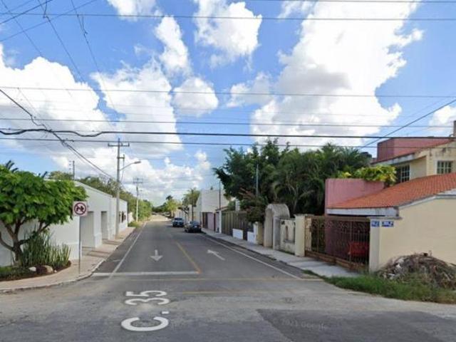 Casa con alberca en Mérida, Yucatán. ¡Súper precio!