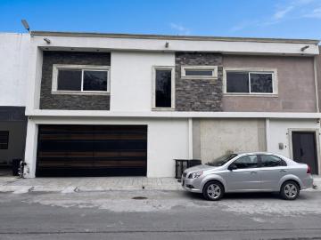 Casa con alberca en Renta, Acacia Residencial Guadalupe NL