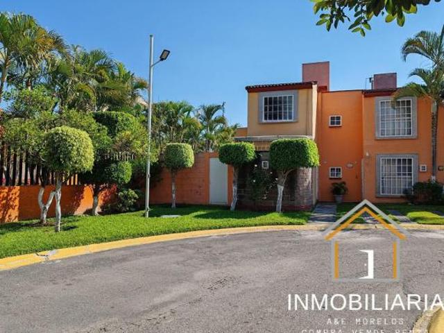Casa con alberca comun en Fraccionamiento en Emiliano Zapata Morelos