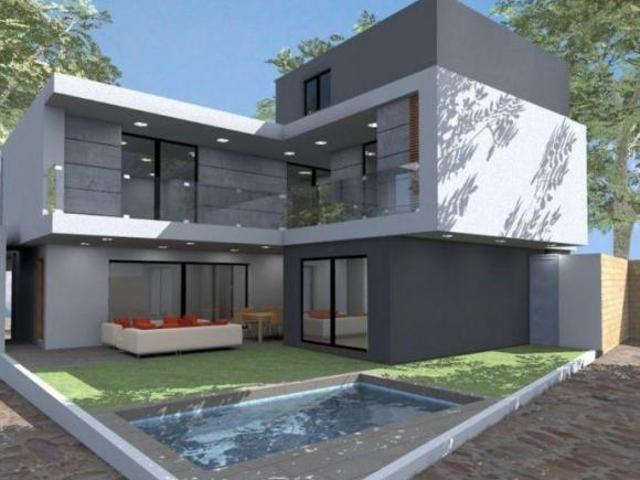 Casa con alberca en venta en La Loma club de golf, San Luis Potosí