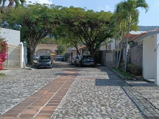 CASA CON EL MEJOR PRECIO DE TAMOANCHAN, 1O55 M2 DE TERRENO, ALBERCA Y DOBLE VIGILANCIA