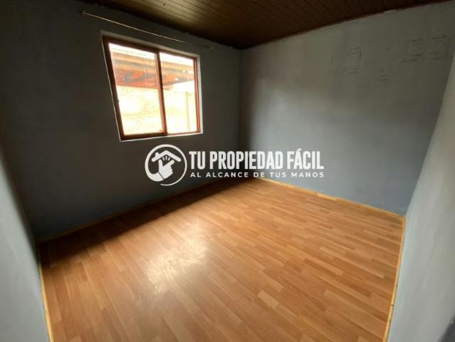 Casa con amplio terreno, Villa Sta Marta, VENTA AL | 2 dormitorios por 60000. 00 en Curicó
