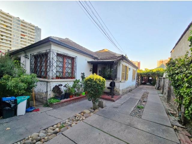 Casa con amplio terreno en San Miguel