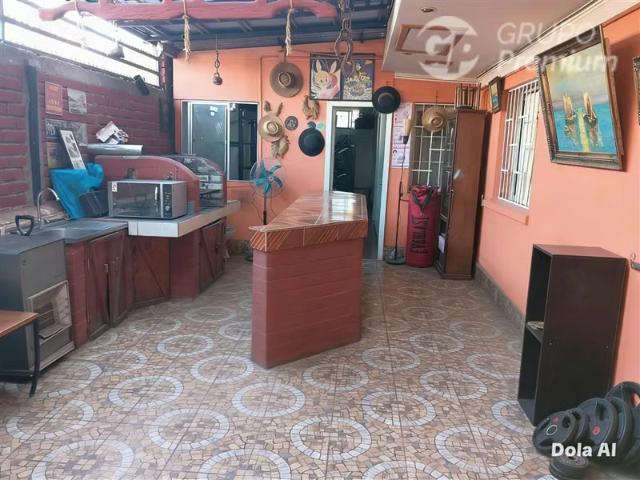 Casa con amplios espacios y 11 d, 5b en venta en cerrillos | 11 dormitorios por 11295.00 en Cerrillos