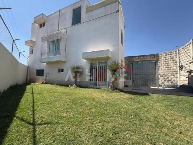 Casa con ampliación en venta en Paseo de Santa Bárbara, Amozoc | 225 m² de construcción