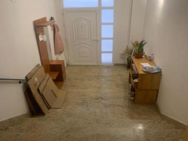 Casa con bajo comercial en Guadalupe