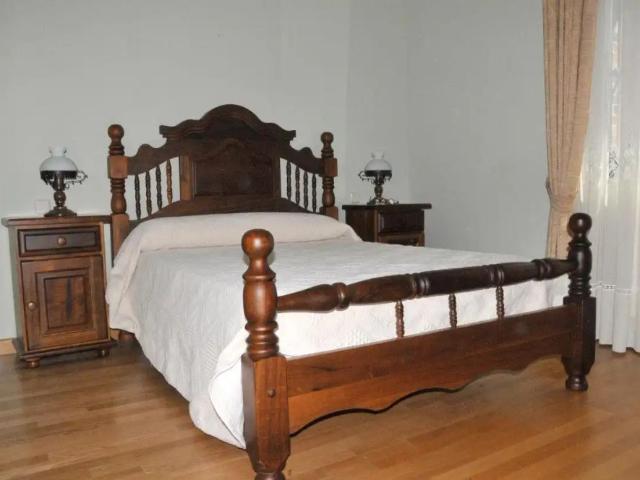 Casa con balcón en alquiler en Área Rural