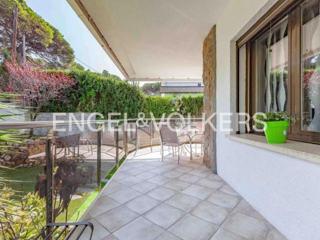 Casa con balcón en alquiler en Llinars del Vallès