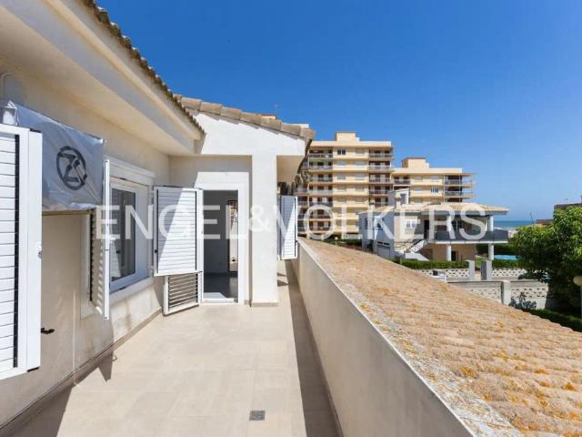 Casa con balcón en alquiler en Pobles del Sud