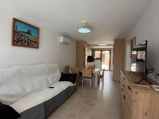 Casa con balcón en alquiler en Partida Cometa I