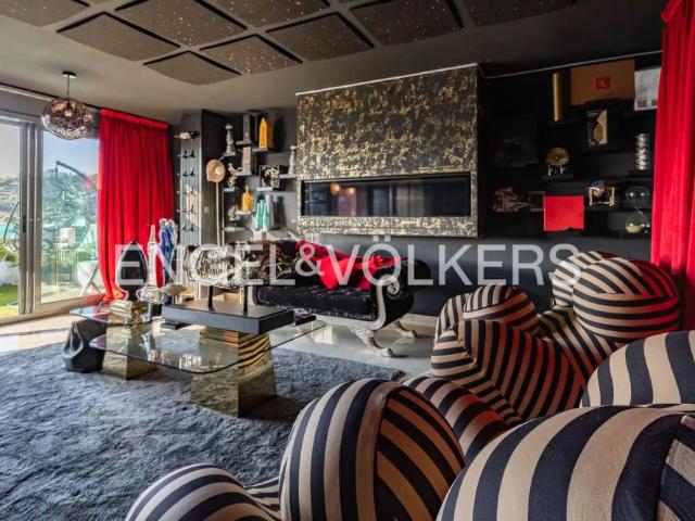 Casa con balcón en alquiler en Tiana