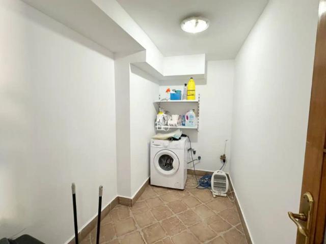 Casa con balcón en alquiler en Zona Carrefour Urbanizaciones