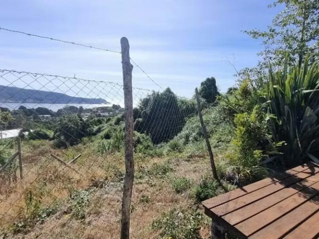 Casa con cabaña y vista al río valdivia niebla | 5 dormitorios por 135000. 00 en Valdivia