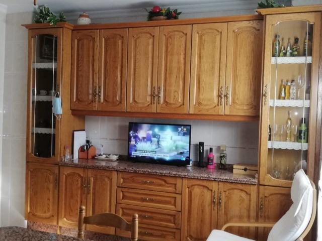 CASA CON COCHERA DOBLE
