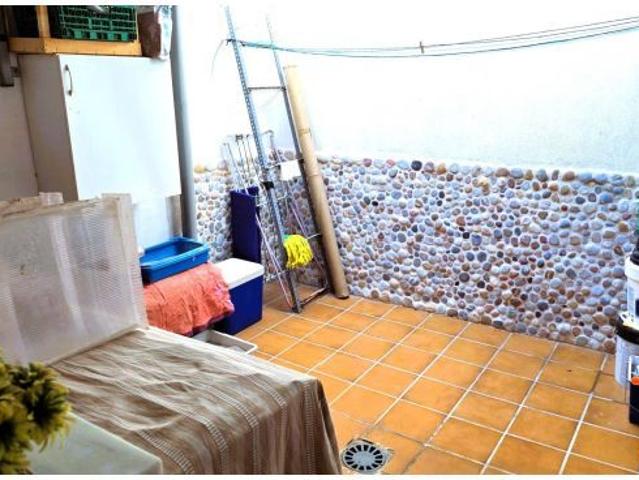 Casa con cochera en Castell de Ferro
