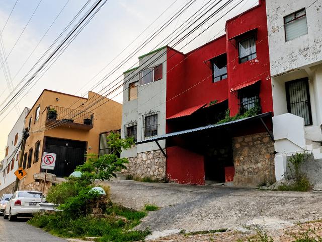 Casa con cochera panoramica Presa de la Olla / ISSSTE