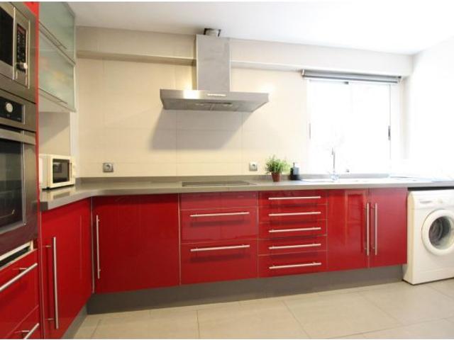 CASA CON CUATRO HABITACIOHNES Y PISCINA PRIVADA