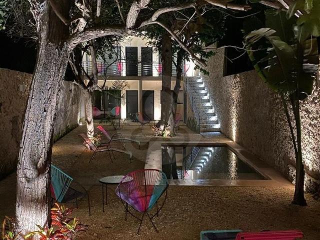 Casa con distribuci?n de Hotel en el Centro con 10 Habitaciones