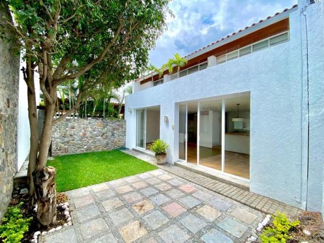 CASA CON DOBLE FILTRO DE SEGURIDAD EN ACAPATZINGO