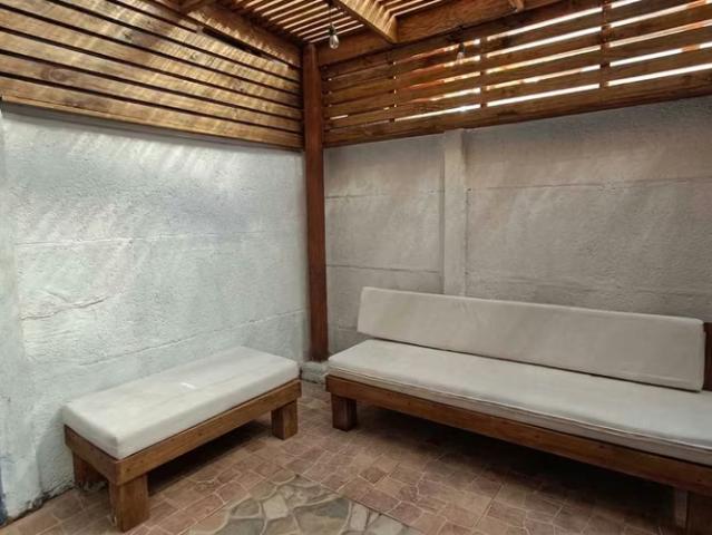 Casa con dos amplios dormitorios 1799 | dormitorios por 130000. 00 en Puente Alto