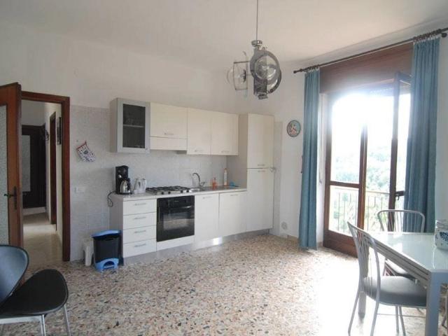 Casa con due appartamenti 265m² San Benedetto Belbo