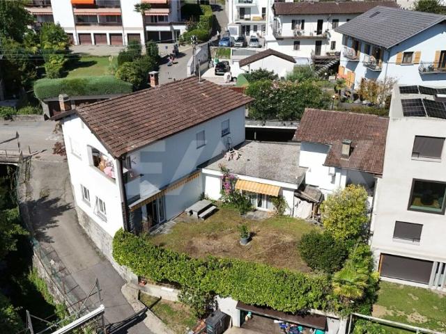 Casa con due appartamenti