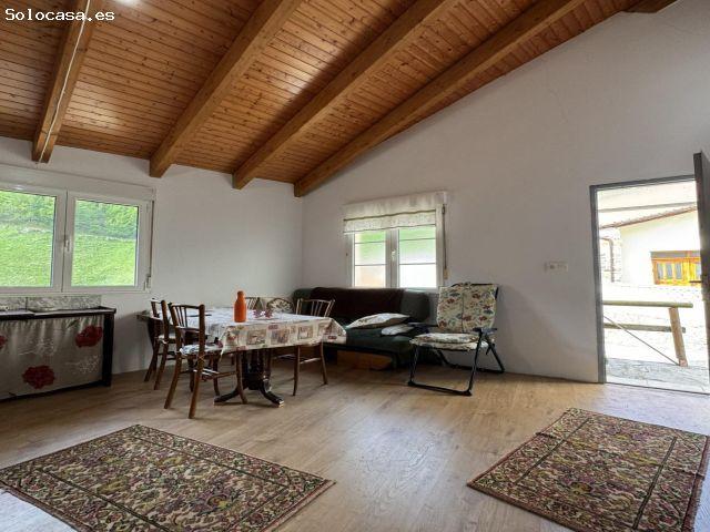 Casa con encanto y vistas a la montaña en Villarmental, Cangas del Narcea