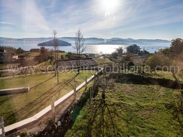 CASA CON ESPECTACTULARES VISTAS