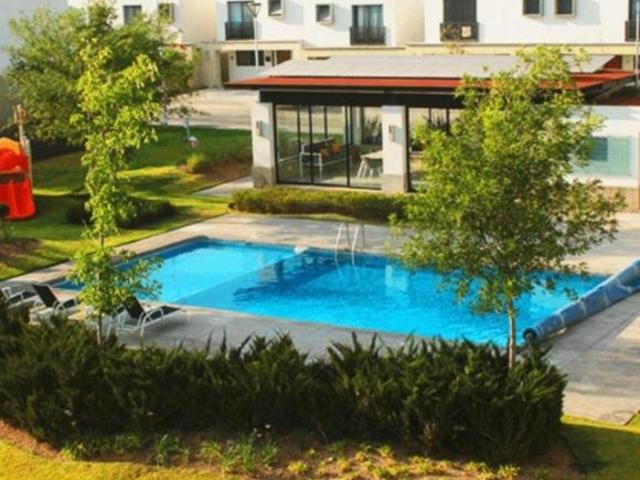 Casa con excedente modelo tamayo/ 2 niveles