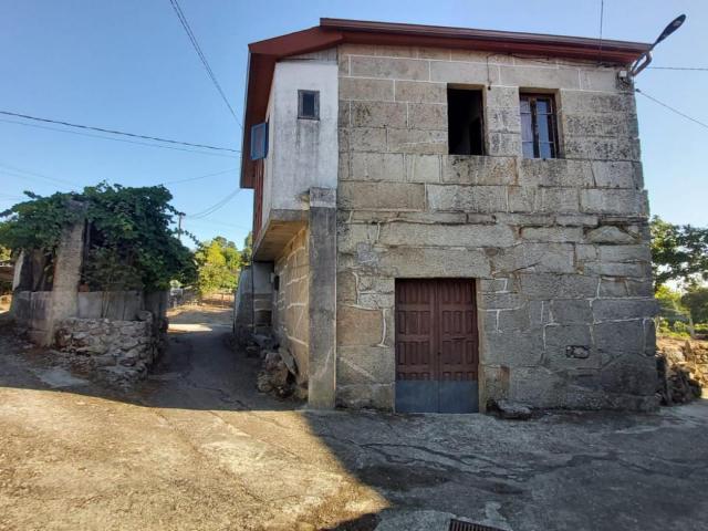 CASA CON FINCA