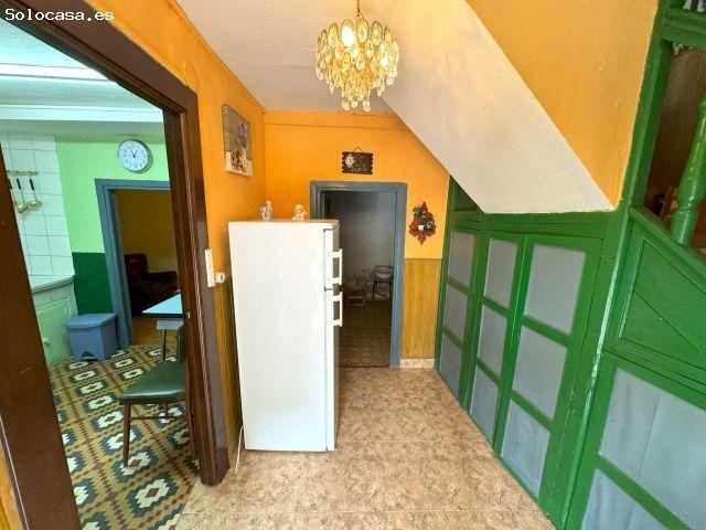 CASA CON GALERIA, ANTOJANA Y ALMACÉN