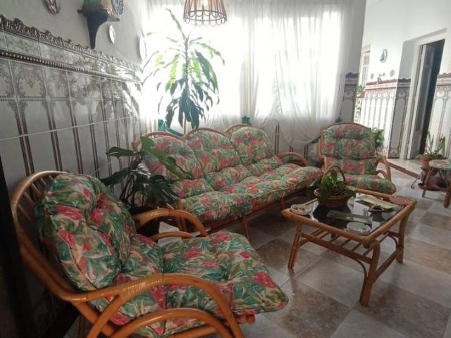 Casa con garaje en el Barrio del Carmen INVERSIÓN