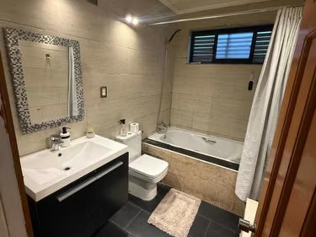 Casa con gran potencial comercial y habitacional 1774 | dormitorios por 207000. 00 en Puente Alto
