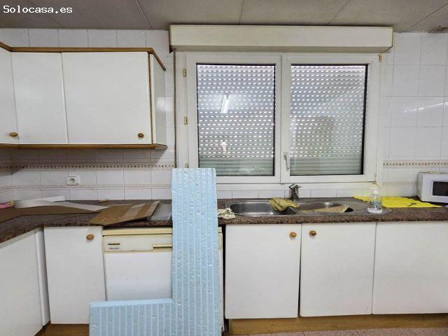 Casa con gran potencial en venta en El Papiol – ideal para rehabilitación o proyecto residencial