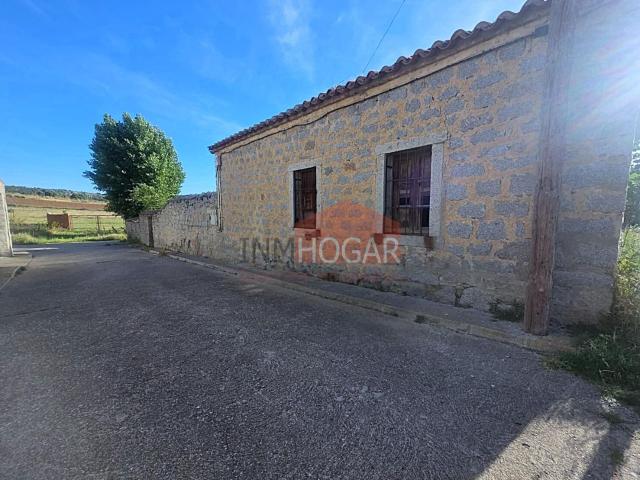 Casa con gran potencial en Mingorría