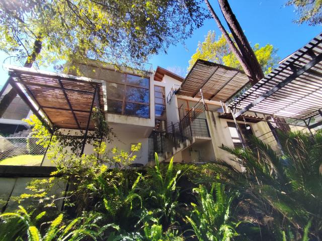 Casa con jacuzzi en Av?ndaro con 4 habitaciones