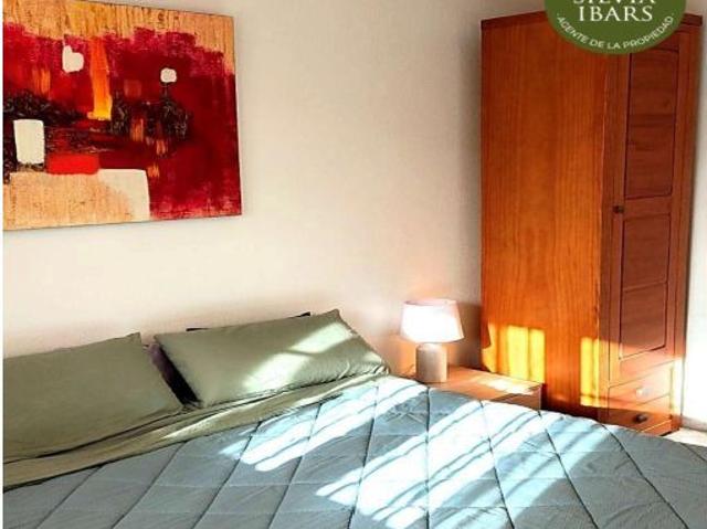 Casa con jardín, garaje y licencia turística