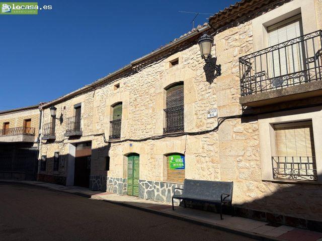 CASA CON JARDIN EN CAMPILLO DE ARANDA