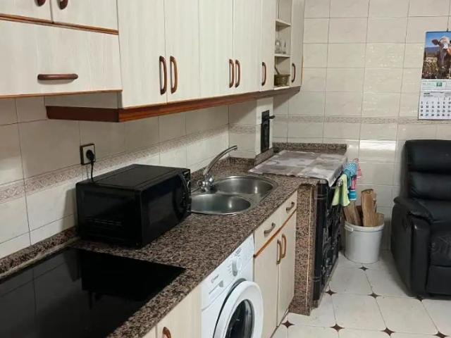 Casa con jardín en alquiler en Calle Rollo