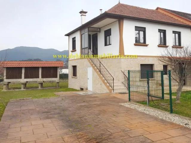 Casa con jardín en alquiler en Tui