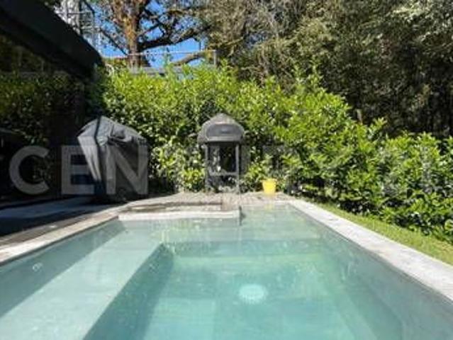 Casa Con Jardín En San Simón, Atrás De Rancho Avándaro, Valle De Bravo