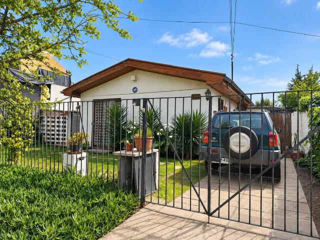 Casa con jardín en rafel sanzio las condes 4 dormitori