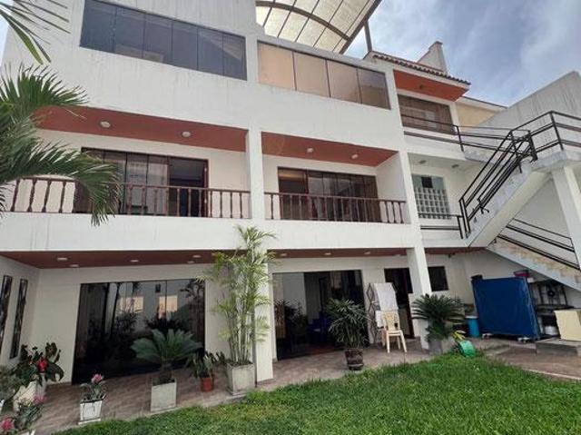 Casa con jardín y terraza en San Borja