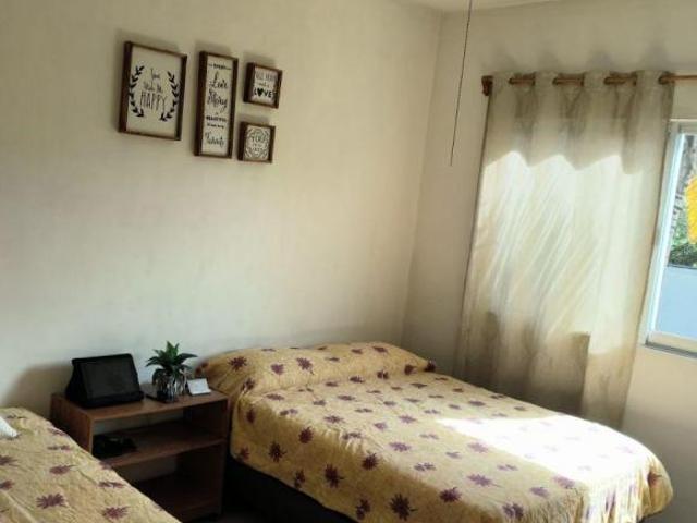CASA CON JARDIN Y ALBERCA PROPIA DE 4 REC Y 5 BAÑOS
