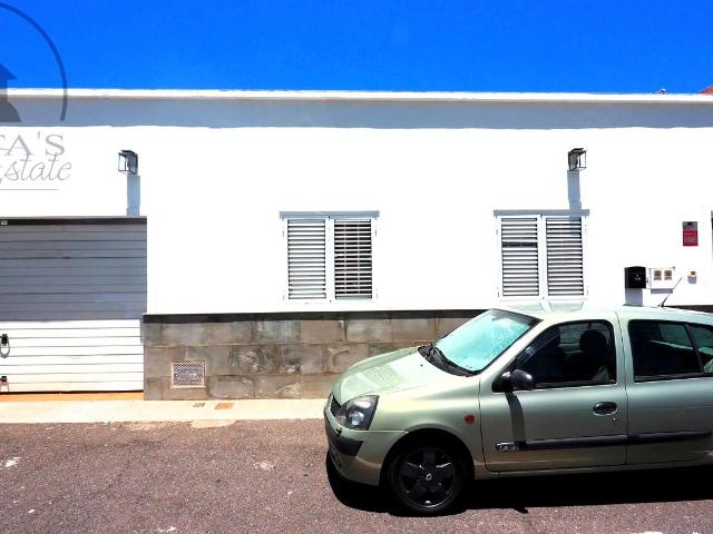 Casa con jardín y anexo en la Guancha norte de Tenerife Vist. 200m² La Guancha