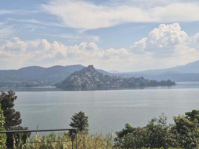 Casa con la mejor vista al lago