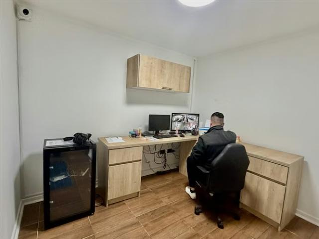 Casa con local comercial de 4 dorm. En Padre Hurtado | 4 dormitorios por 4145.00 en Padre Hurtado