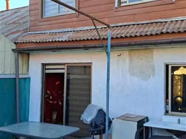 Casa con local comercial en venta. Los Angeles Bio | 3 dormitorios por 5620.00 en Los Ángeles