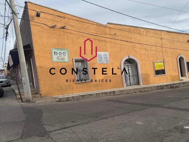 Casa con Locales Comerciales y Departamento, Hidalgo del Parral, Chih